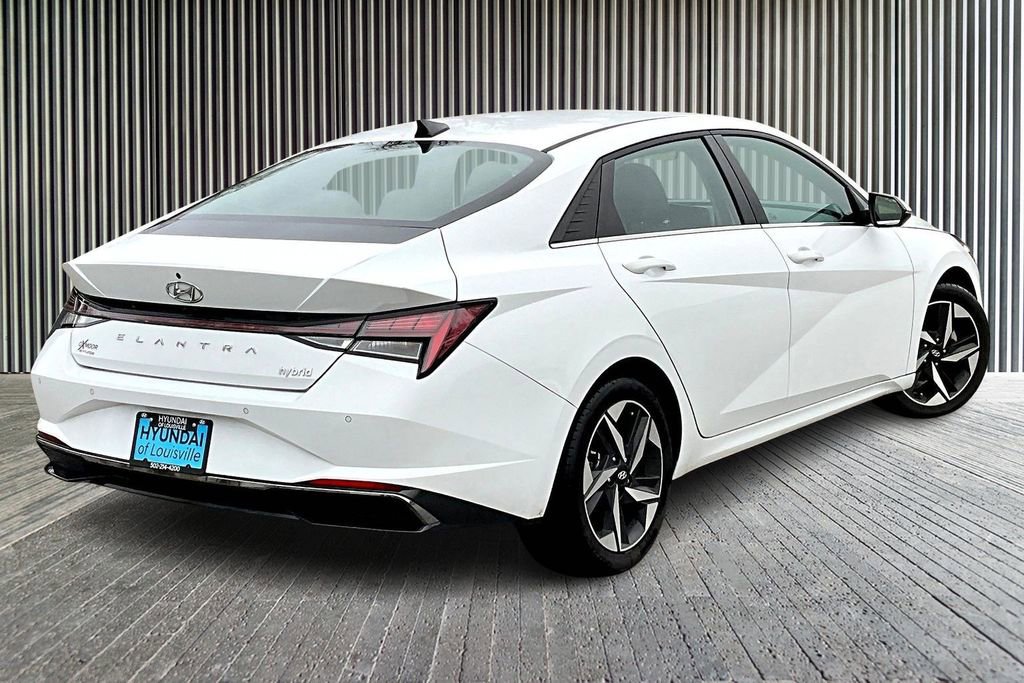 Used 2021 Hyundai Elantra Limited image 14