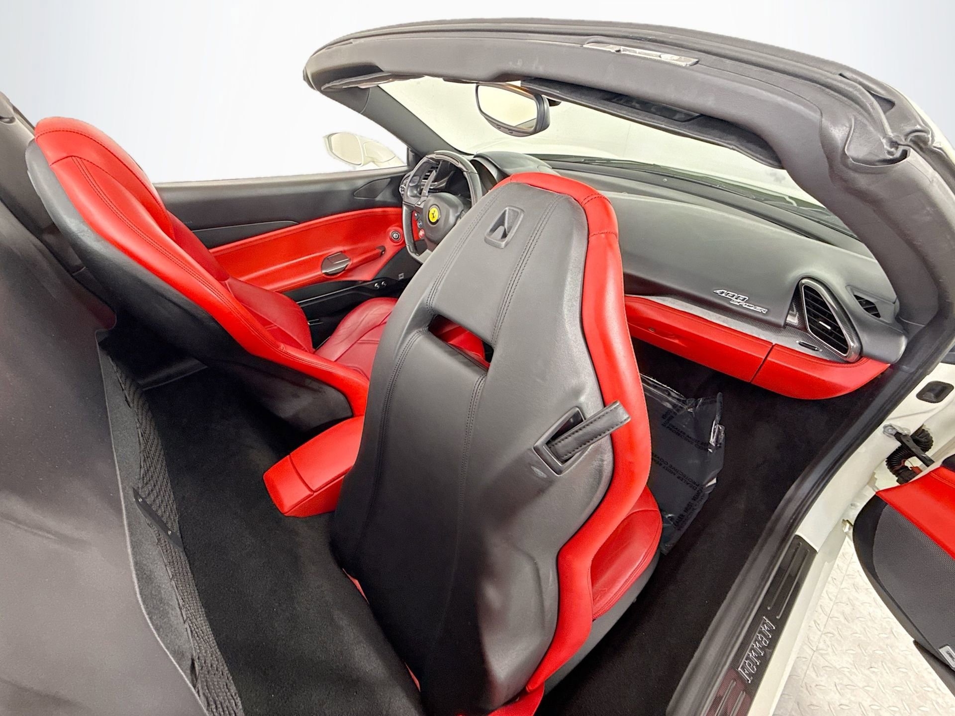 Certified 2018 Ferrari 488 Spider Base image 22
