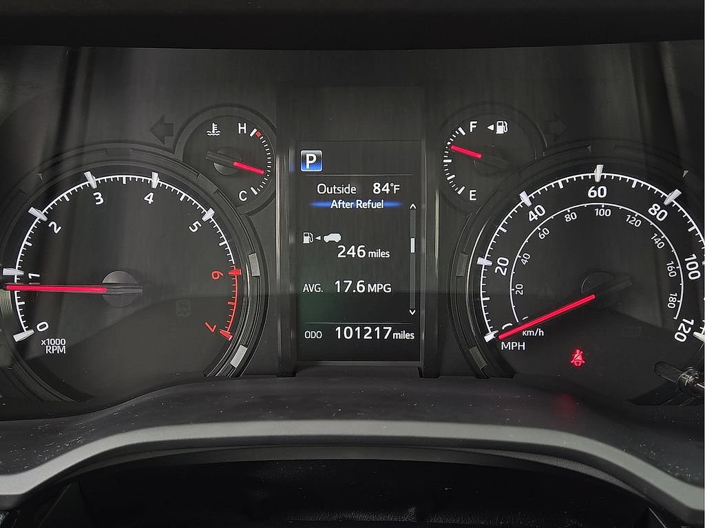 Used 2021 Toyota 4Runner SR5 Premium w/ Moonroof Package AWD/4WD image 18