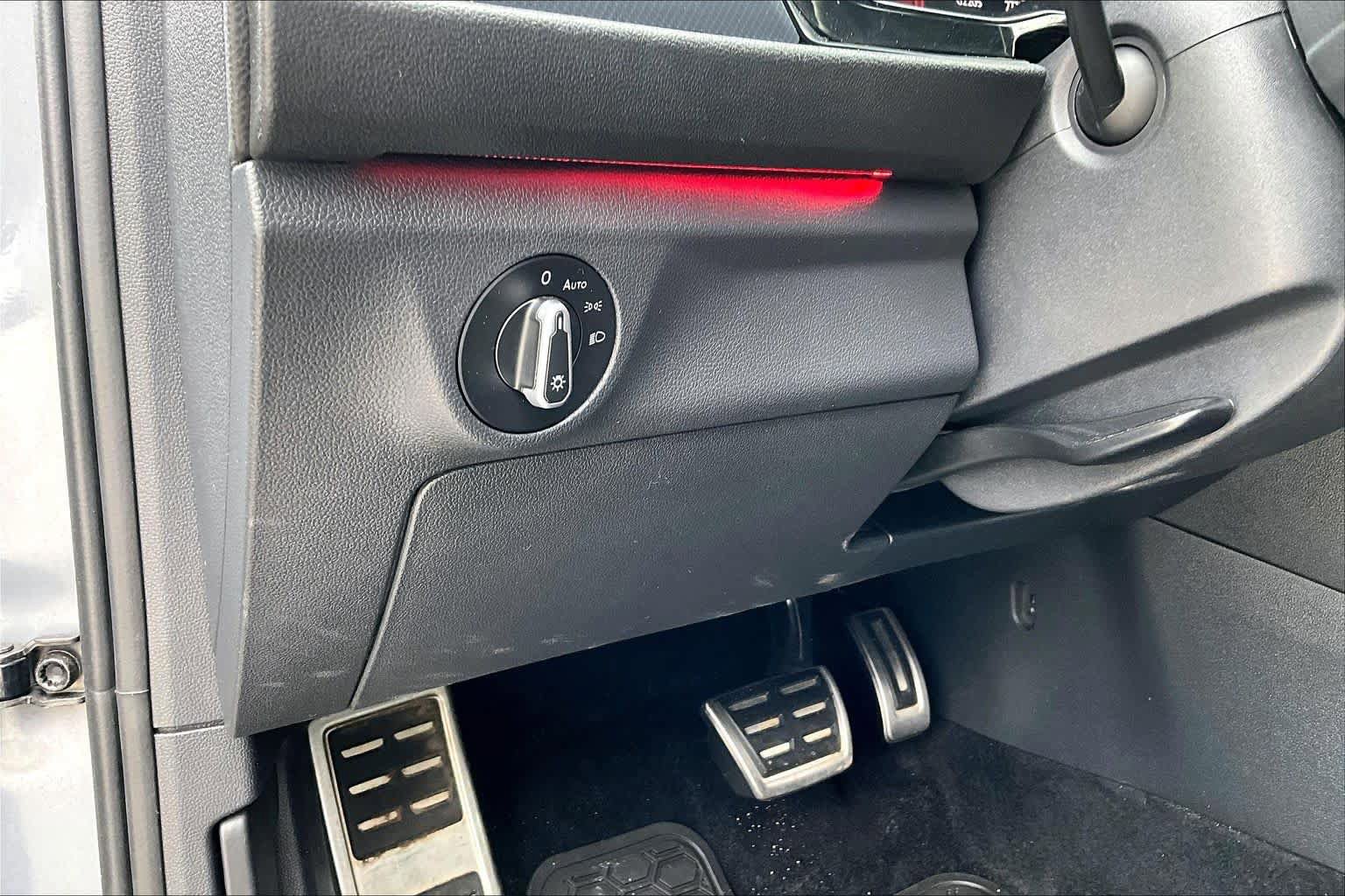 Used 2021 Volkswagen Jetta GLI FWD image 37