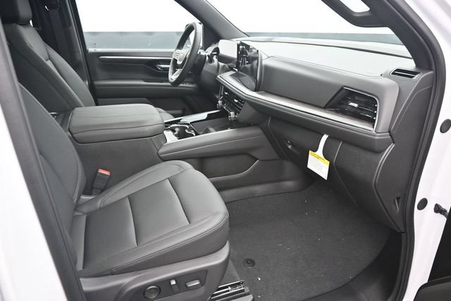 New 2026 Chevrolet Suburban LT w/ Comfort Package AWD/4WD image 30