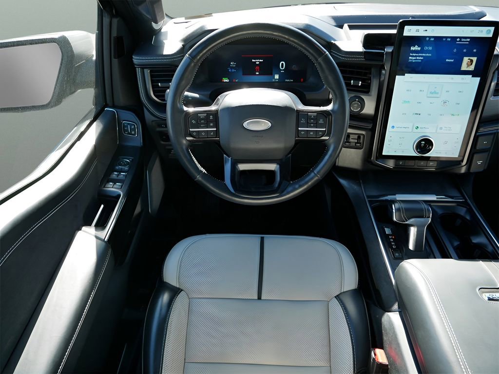 Used 2023 Ford F150 Lightning Platinum image 14