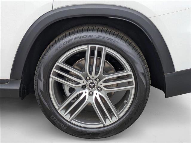 New 2025 Mercedes-Benz GLS 450 4MATIC image 9