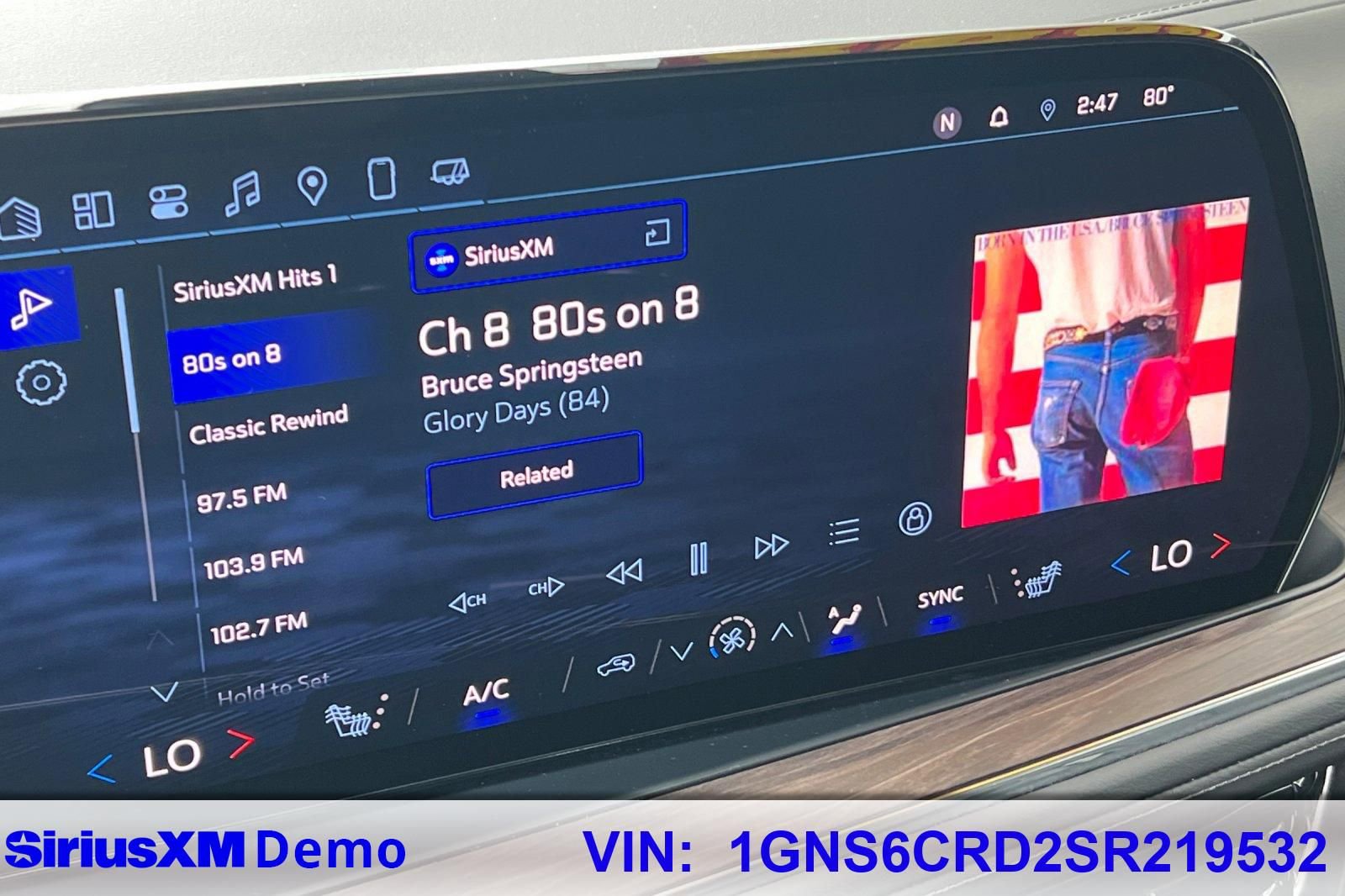 Used 2025 Chevrolet Suburban LT w/ Comfort Package image 37