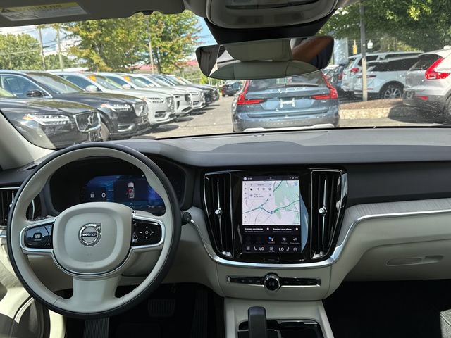 Certified 2025 Volvo V60 B5 Cross Country Plus AWD/4WD image 24