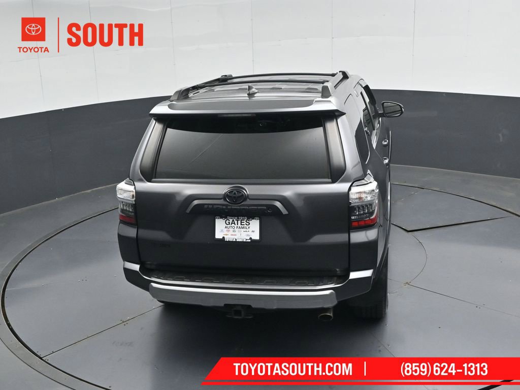 Used 2019 Toyota 4Runner TRD Off-Road Premium AWD/4WD image 45