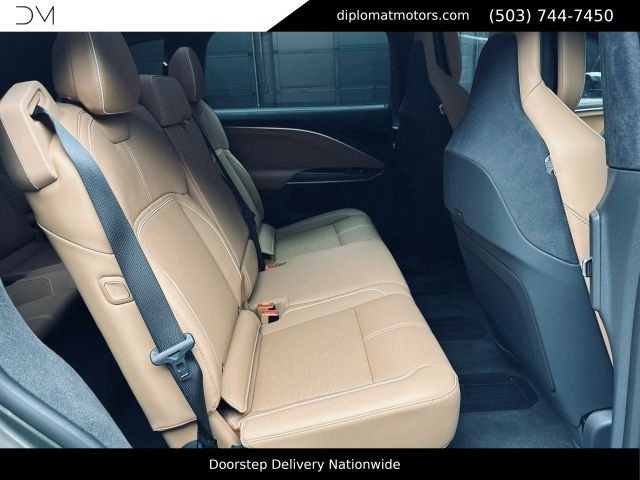 Used 2026 Lucid Gravity Grand Touring AWD/4WD image 20
