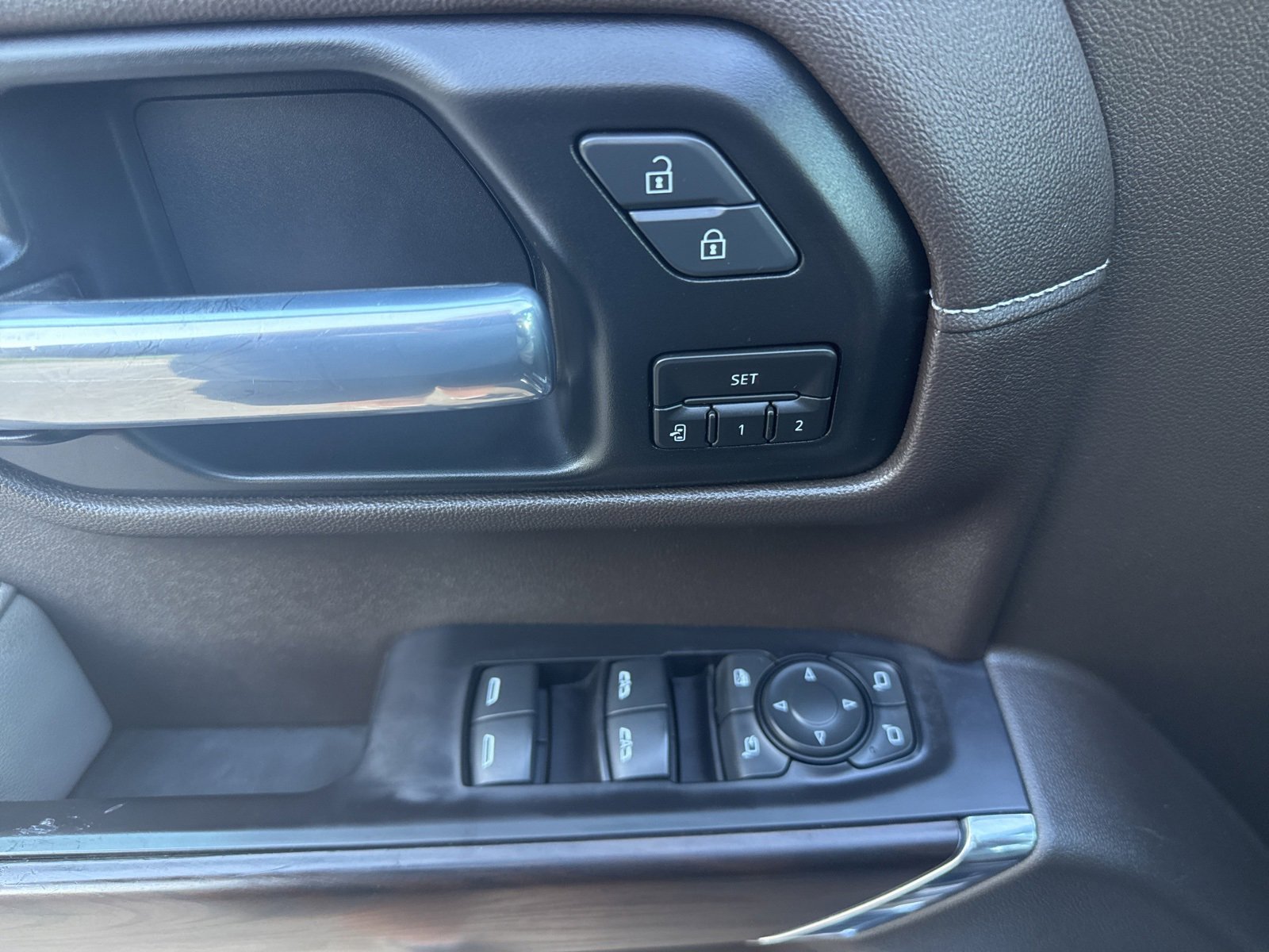 Used 2021 GMC Sierra 1500 SLT w/ SLT Premium Plus Package image 9