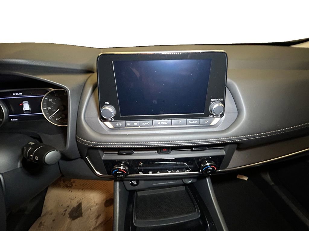 New 2026 Nissan Rogue SV image 10