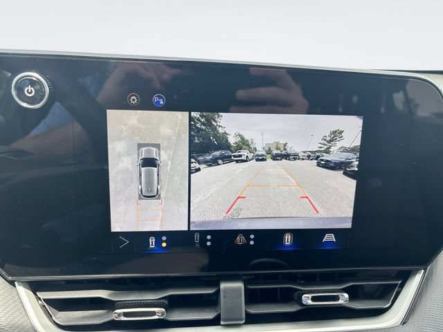 Used 2025 Chevrolet Equinox LT w/ Convenience Package II FWD image 18