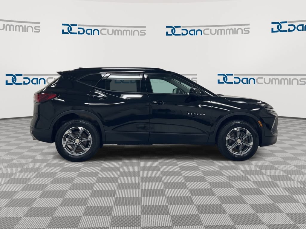 Used 2024 Chevrolet Blazer LT w/ Convenience Package FWD image 9
