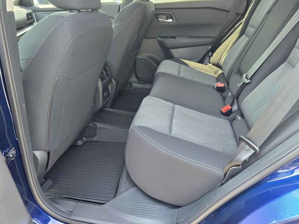 New 2026 Nissan Rogue SV FWD image 12