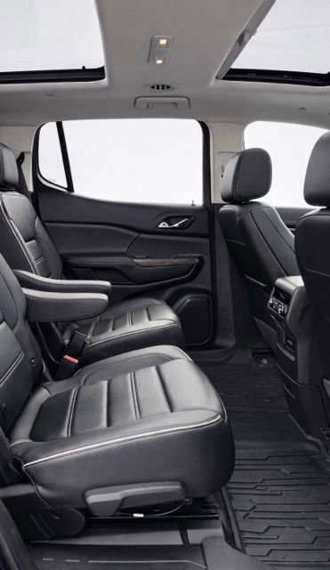 Used 2020 GMC Acadia Denali w/ Denali Ultimate Package image 17