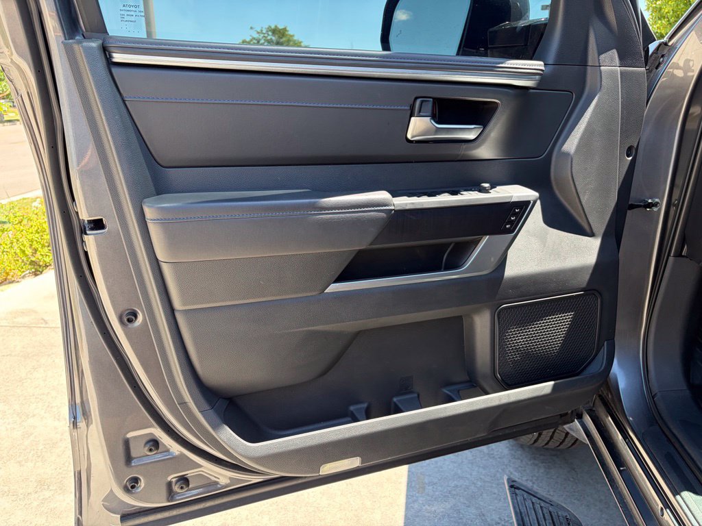 Used 2025 Toyota Tundra Platinum AWD/4WD image 14