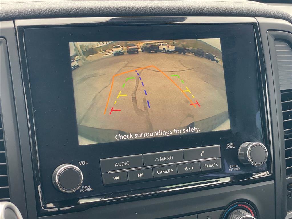 Used 2024 Nissan Titan SV image 16