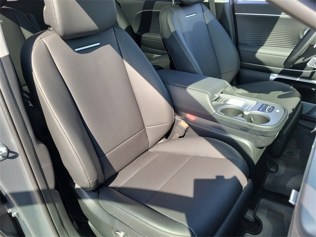 New 2026 Hyundai Ioniq 9 Limited image 18