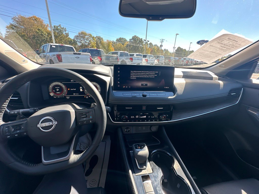 Used 2026 Nissan Rogue Platinum w/ Platinum Premium Package AWD/4WD image 27