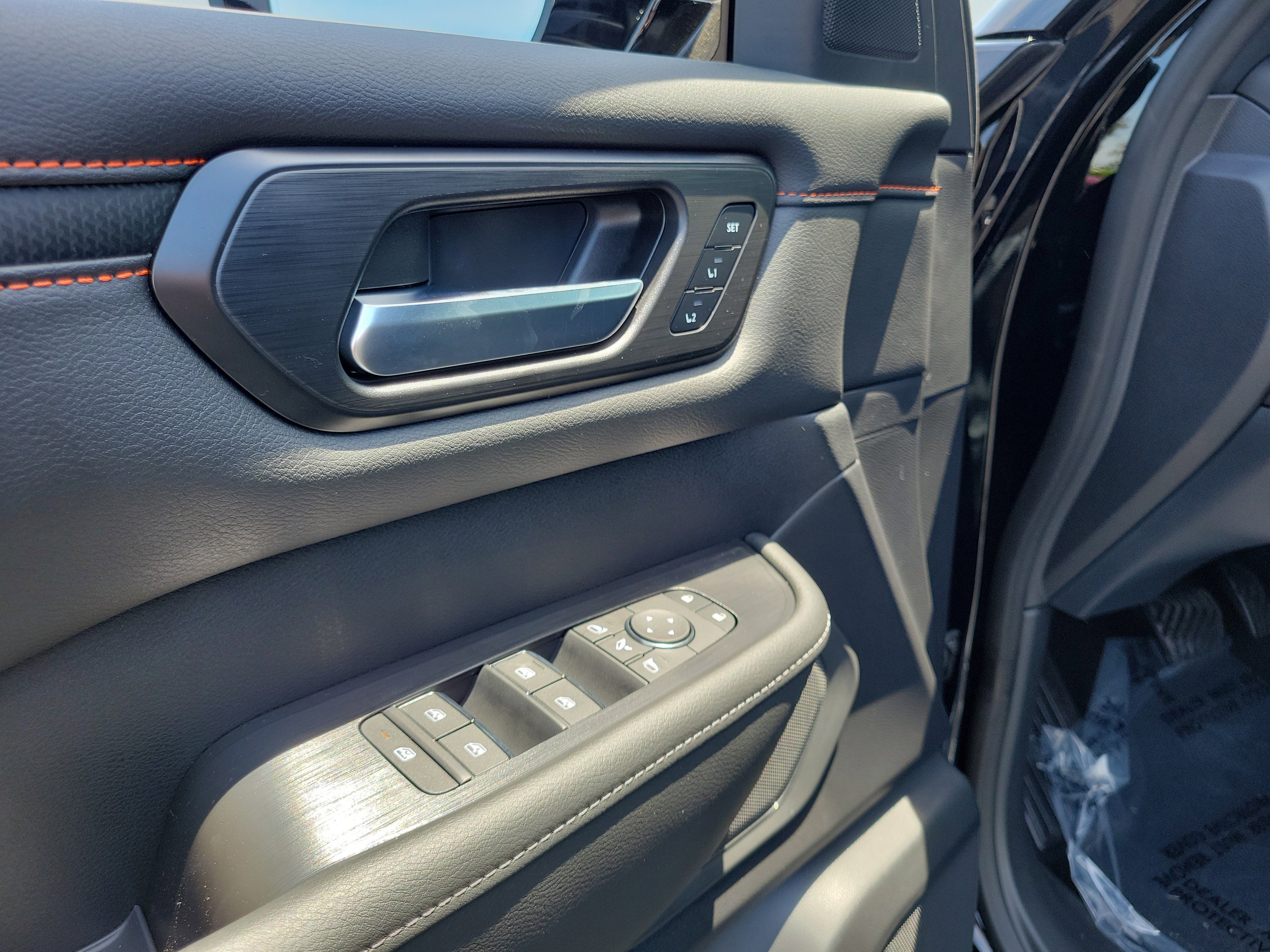 New 2026 Nissan Armada PRO-4X AWD/4WD image 18
