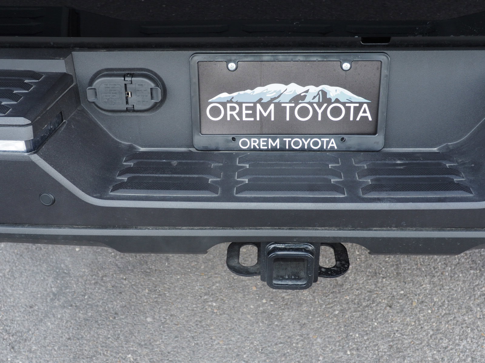 Used 2025 Toyota Tundra Limited w/ TRD Off-Road Package image 19