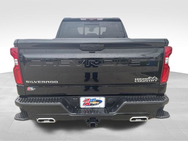 Used 2026 Chevrolet Silverado 1500 High Country w/ High Country Premium Package AWD/4WD image 5