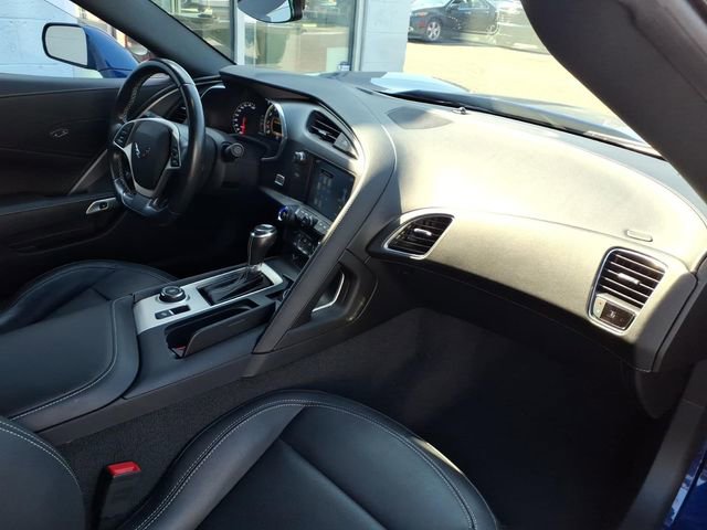 Used 2017 Chevrolet Corvette Stingray Coupe w/ 1LT image 20