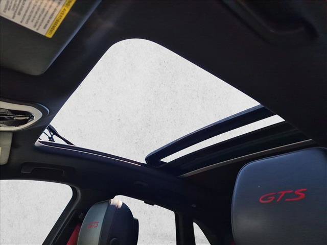 Used 2017 Porsche Macan GTS AWD/4WD image 16