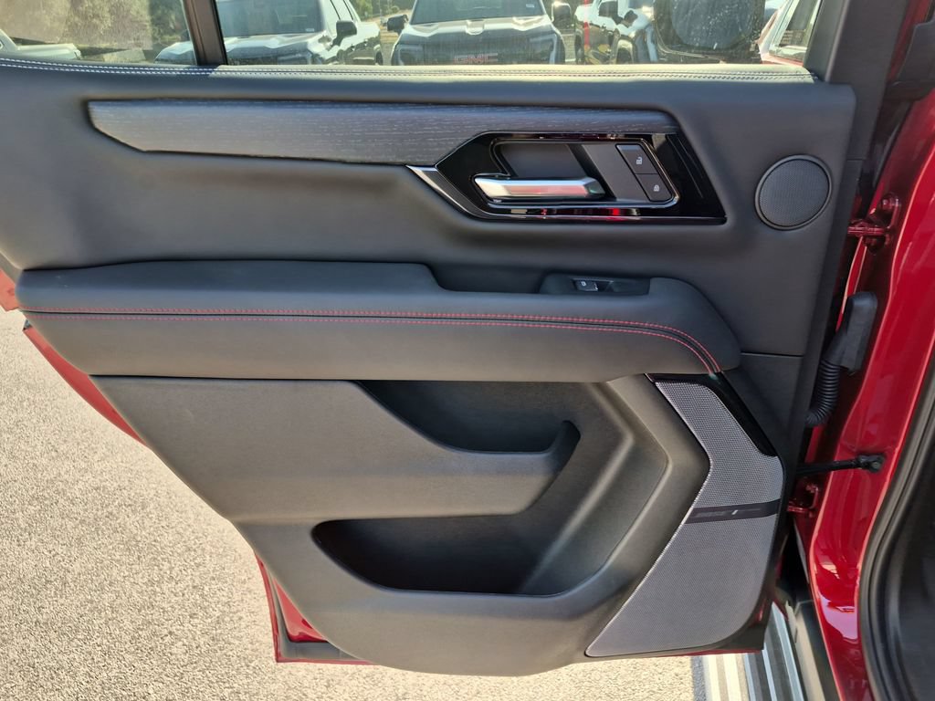 New 2026 GMC Yukon AT4 Ultimate AWD/4WD image 39