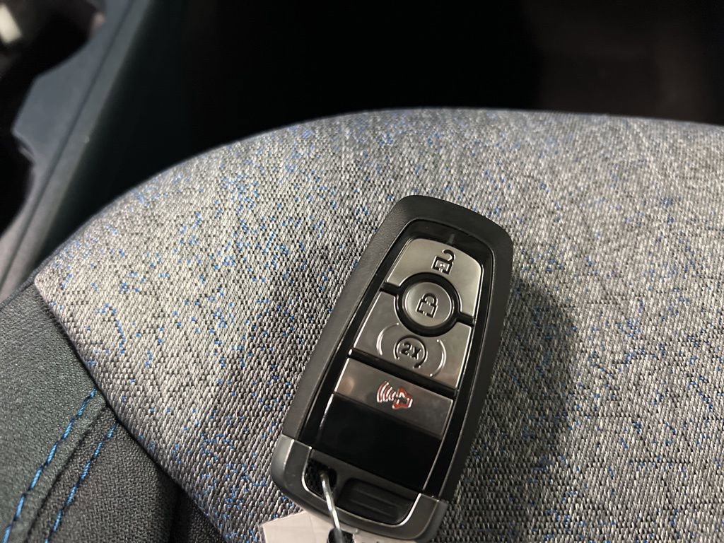 New 2026 Ford Maverick XLT image 37