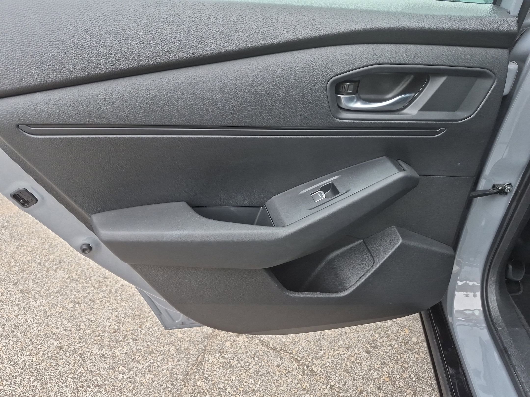 Used 2025 Honda Accord Sport image 15