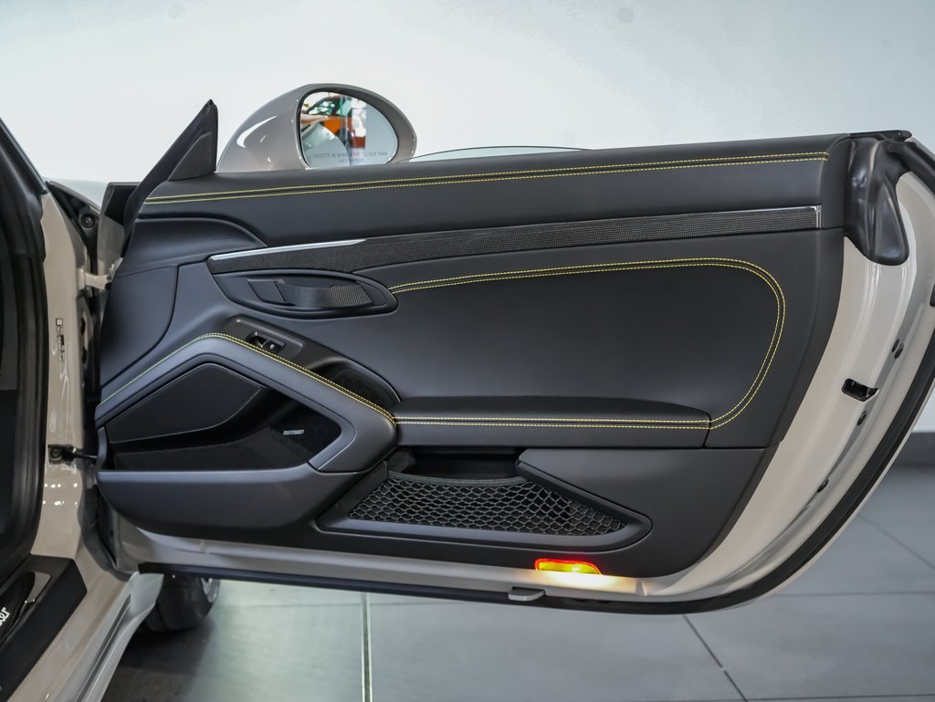 Certified 2019 Porsche 911 Speedster RWD image 23