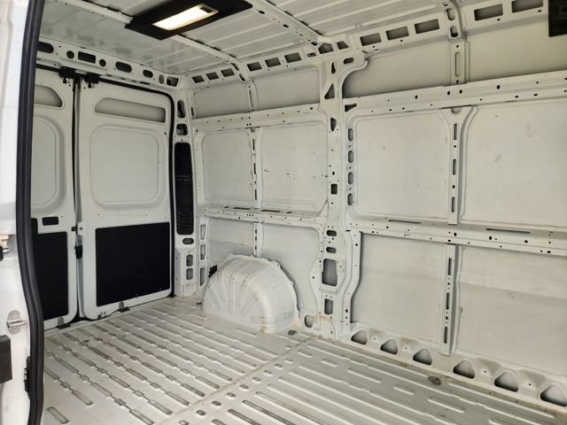 Used 2025 RAM ProMaster 2500 w/ Convenience Group FWD image 30