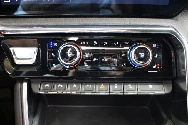 Certified 2024 GMC Sierra 1500 Denali w/ Technology Package AWD/4WD image 37