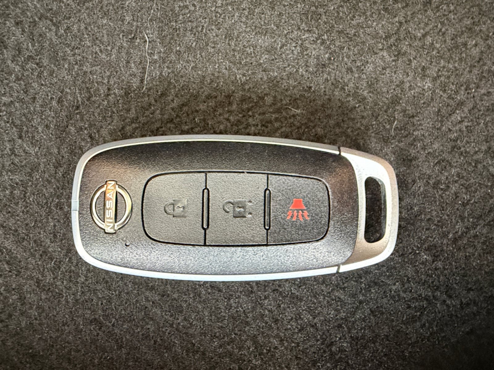 Used 2025 Nissan Kicks SV FWD image 29