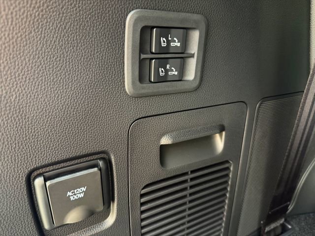 New 2026 Lexus LX 600 4WD w/ Interior Upgrade Package image 30