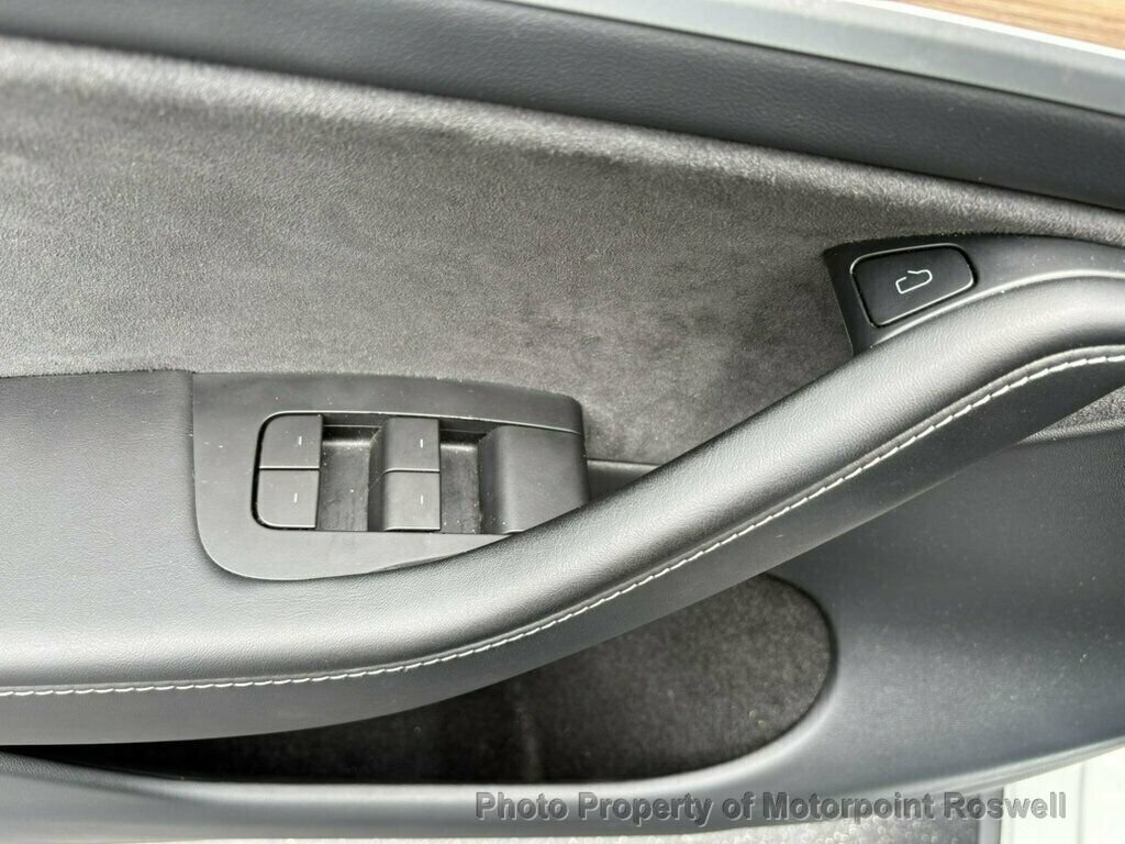 Used 2023 Tesla Model Y Long Range AWD/4WD image 13