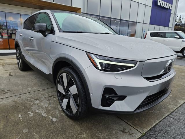 Used 2023 Volvo C40 P8 Recharge Ultimate w/ Protection Package Premier image 3