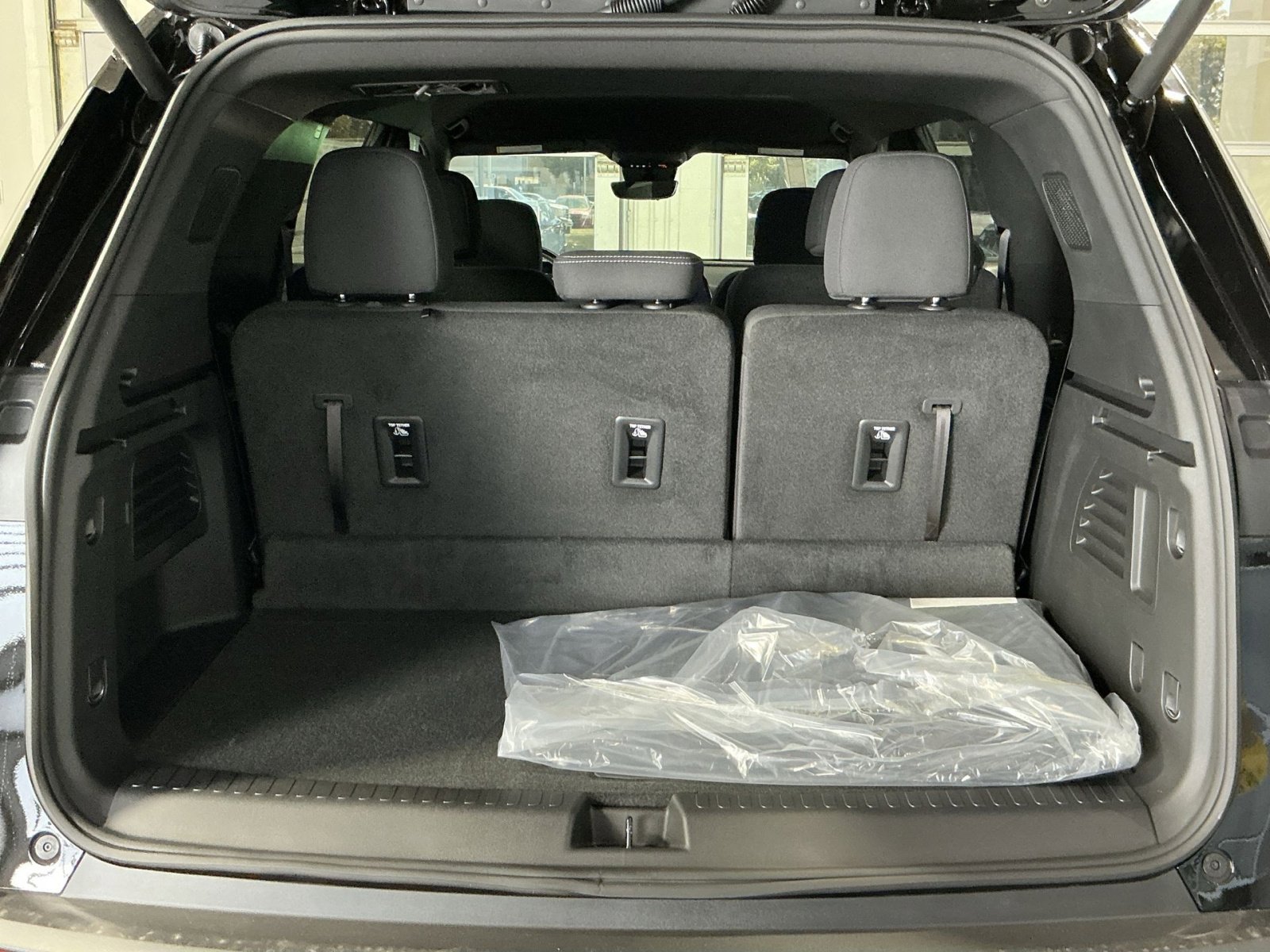 New 2026 Chevrolet Traverse LT w/ Enhanced Driving Package image 35