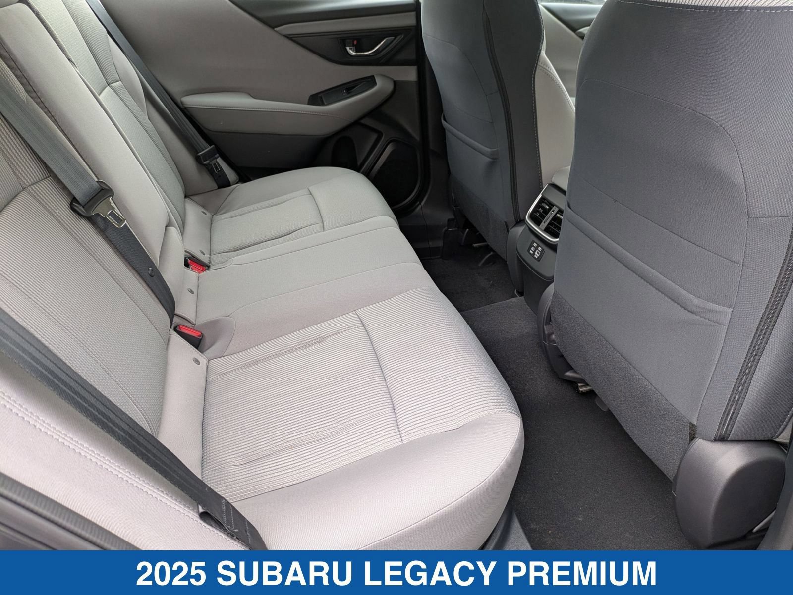 Certified 2025 Subaru Legacy Premium AWD/4WD image 31