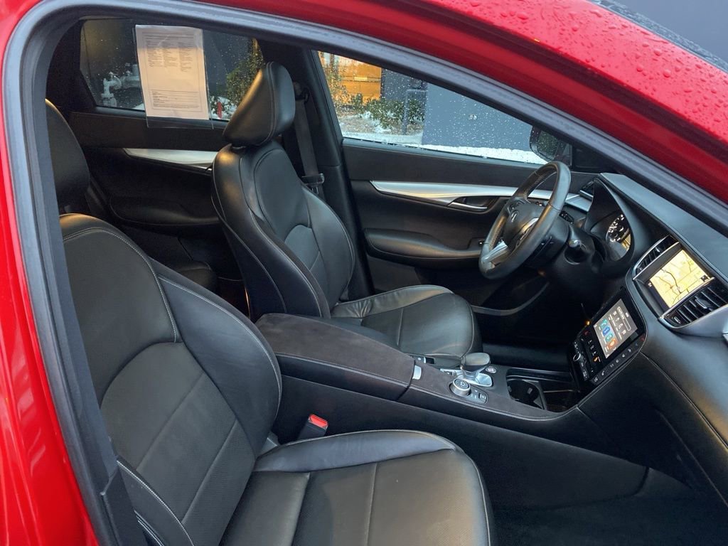 Used 2022 INFINITI QX50 Sensory image 11