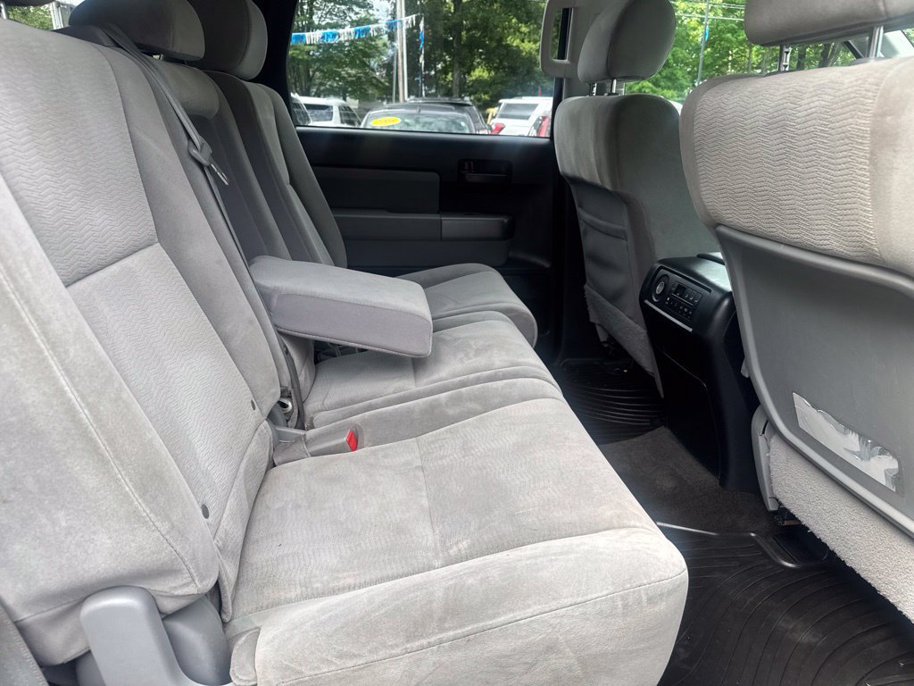 Used 2012 Toyota Sequoia SR5 AWD/4WD image 40