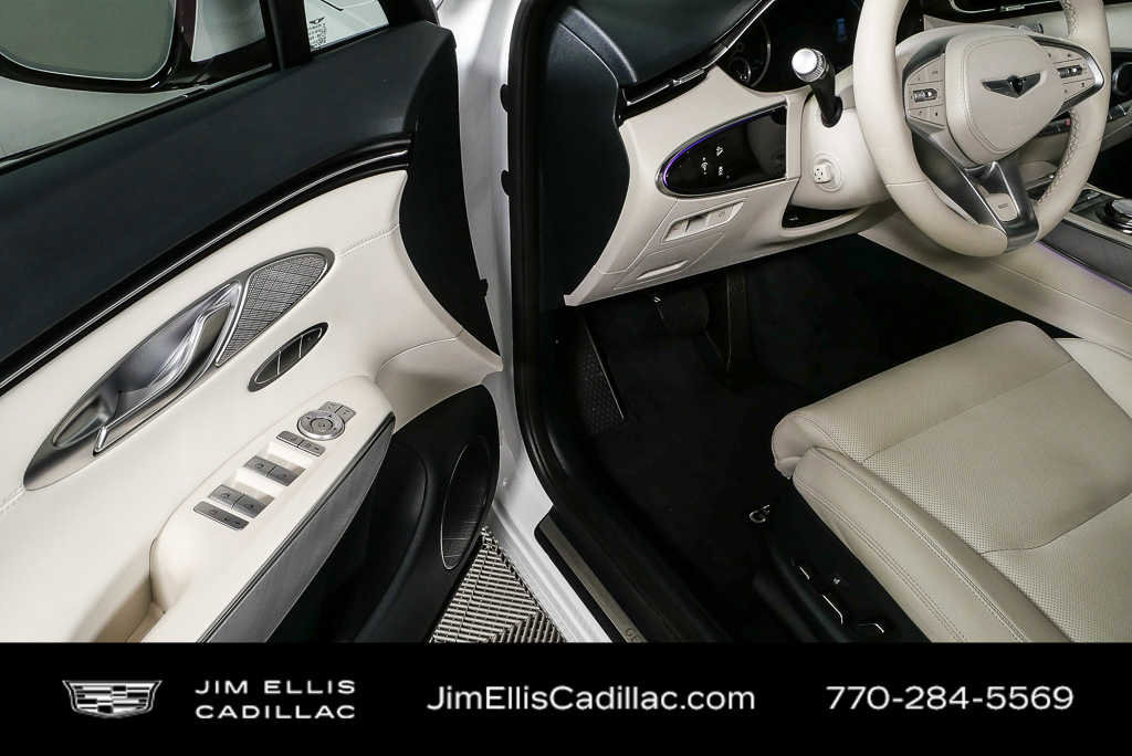 Used 2025 Genesis Electrified GV70 Advanced AWD/4WD image 7