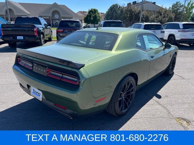Used 2023 Dodge Challenger SRT Hellcat RWD image 12