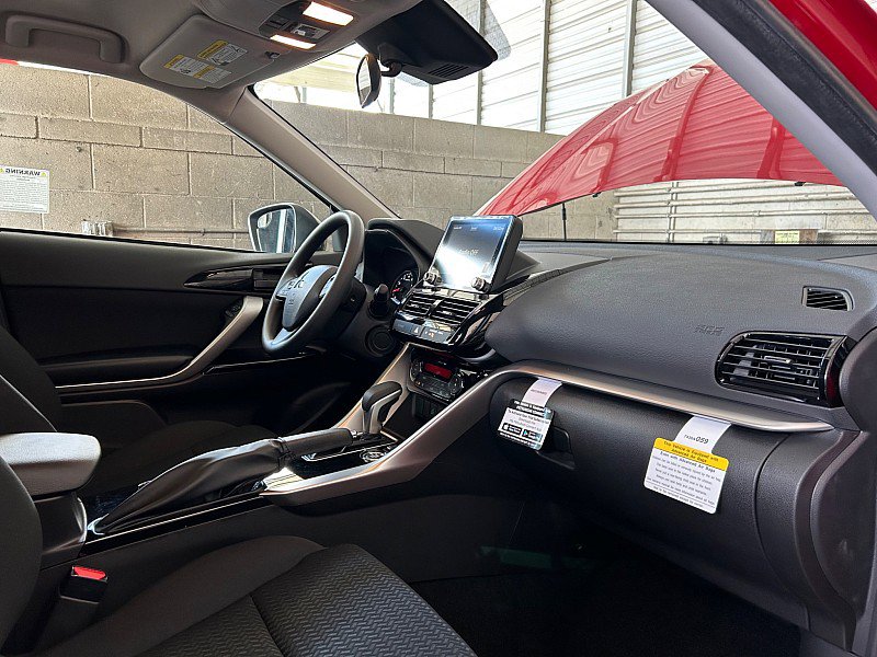 New 2026 Mitsubishi Eclipse Cross LE image 24