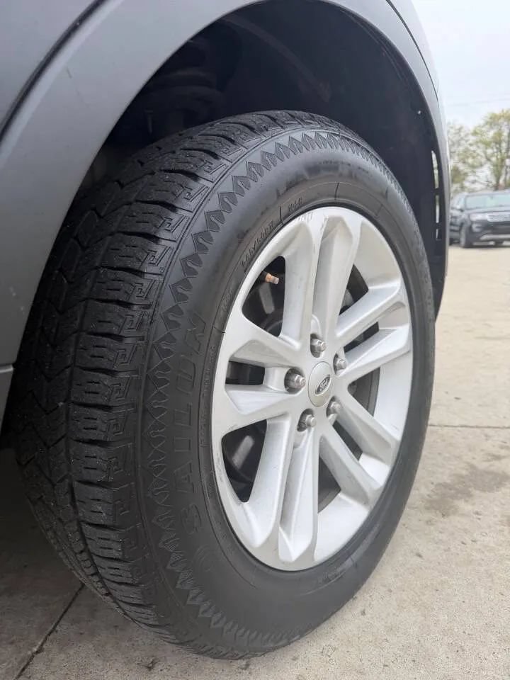 Used 2016 Ford Explorer 4WD image 9