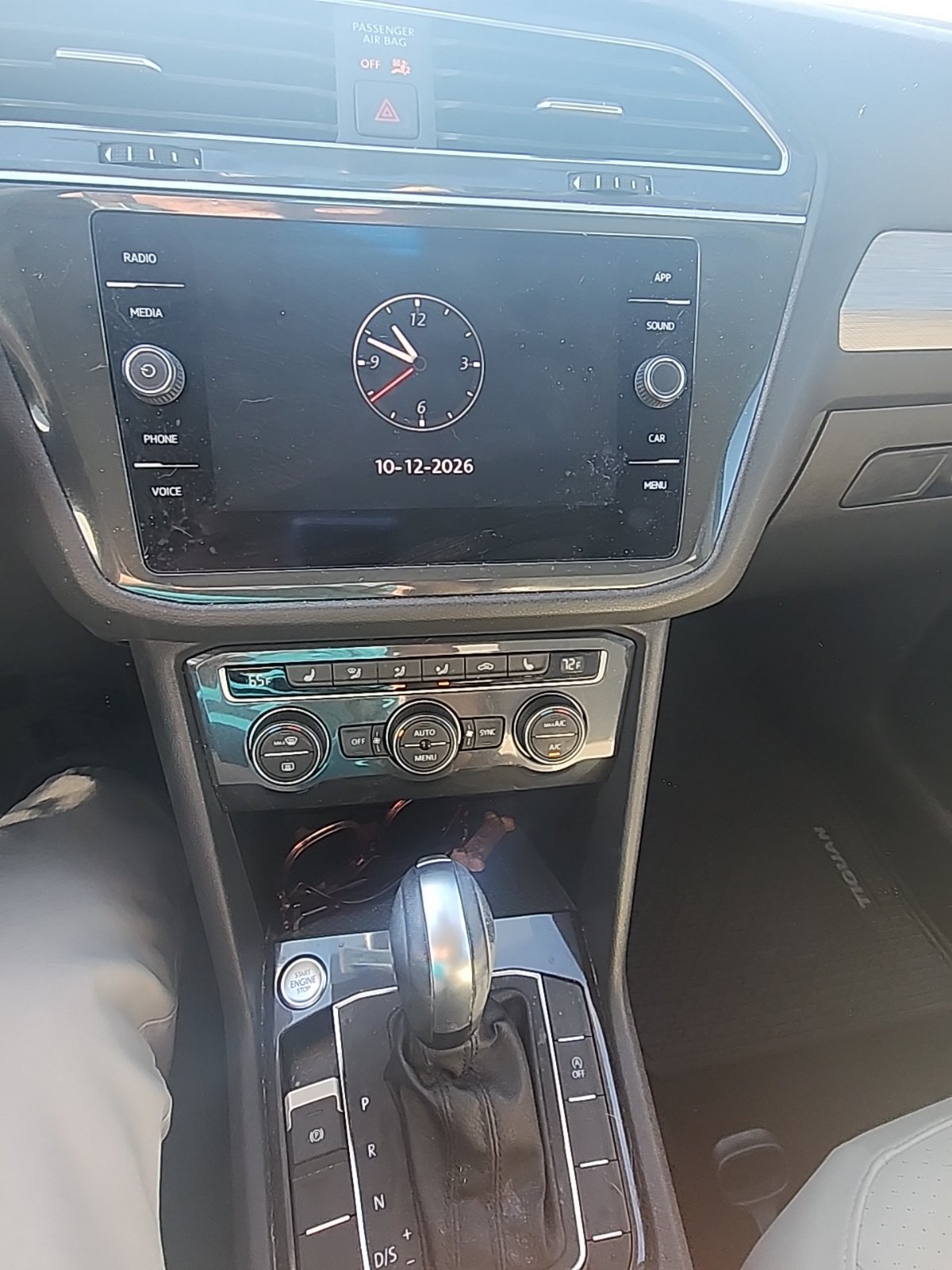 Used 2020 Volkswagen Tiguan SE w/ Panoramic Sunroof Package AWD/4WD image 13