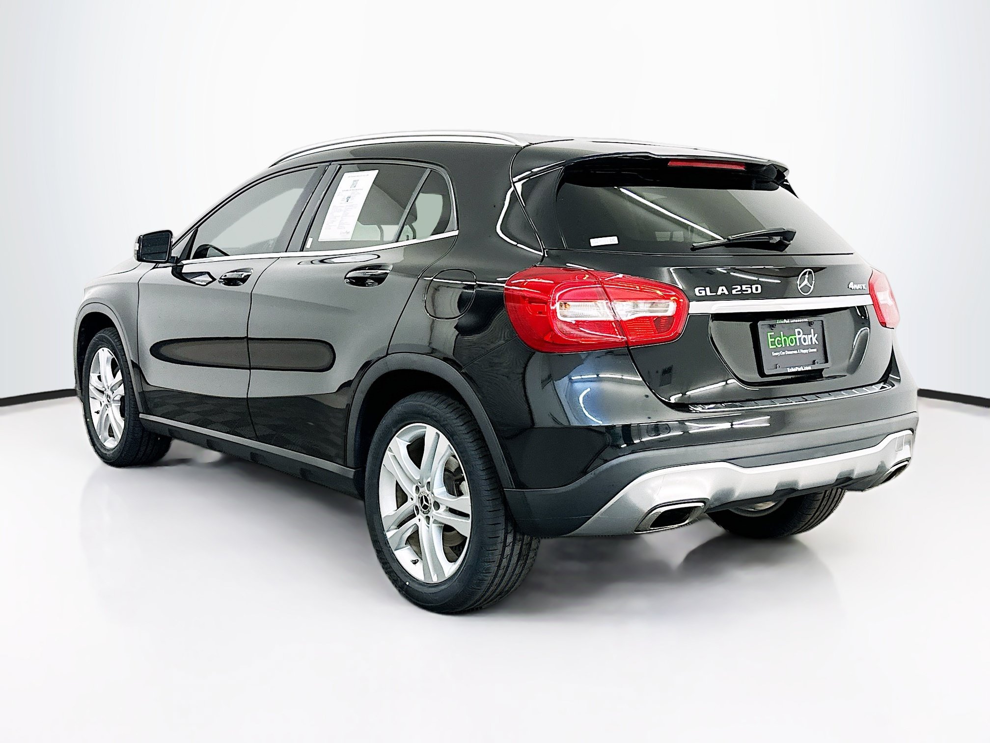 Used 2019 Mercedes-Benz GLA 250 4MATIC image 5