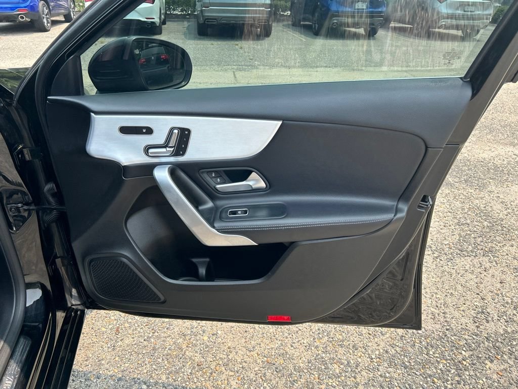 Used 2019 Mercedes-Benz A 220 image 23