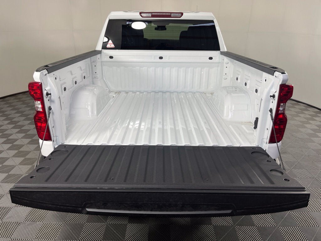 New 2026 Chevrolet Silverado 1500 LT AWD/4WD image 7
