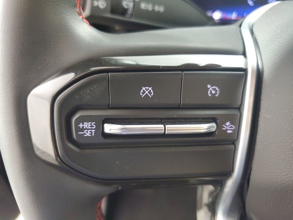 Used 2024 Chevrolet Colorado Z71 w/ LPO, Dark Essentials Package image 23