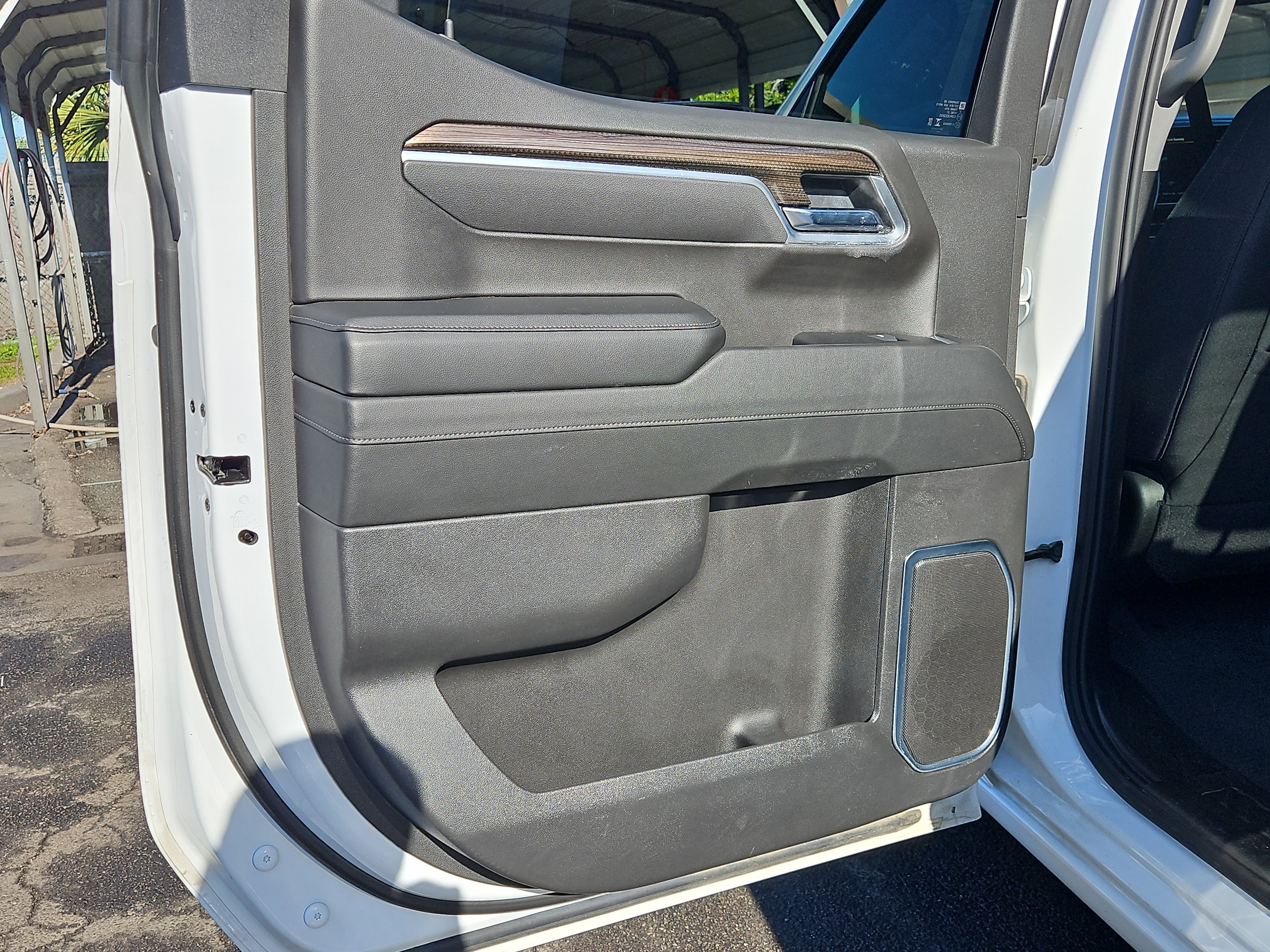 Certified 2025 Chevrolet Silverado 1500 LT AWD/4WD image 12